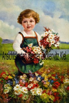 Ansichtskarte Kleiner Junge auf einer Blumenwiese Vorlagekarte 